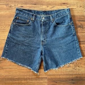 Levis 550 womens size 12/14 mens 34 jean cut offs